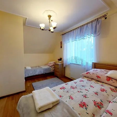 W Chocholowie Nyaraló Chochołów